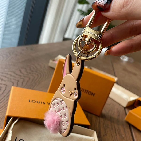 超話題!ルイヴィトン バッグチャーム兼キーホルダー ポルト 偽物 クレ・LV バニー M00994